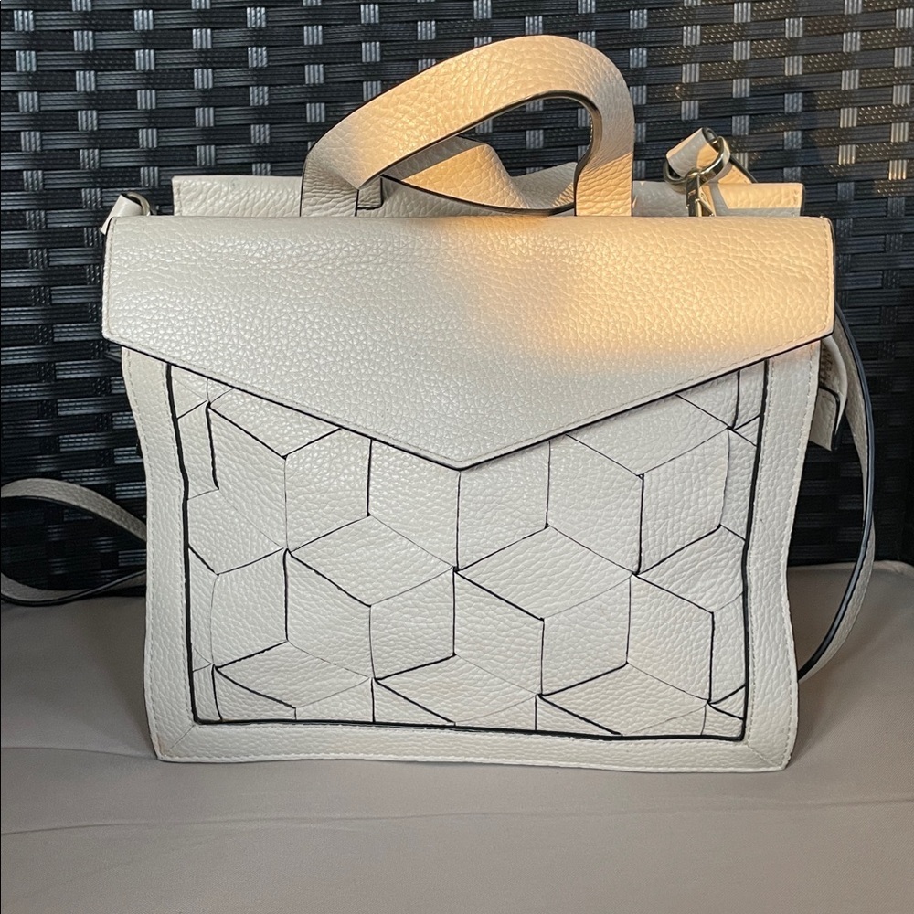 Welden Voyager Small Flap Satchel Cement Colored Pebbled Leather Crossbody Bag - Picture 6 of 13